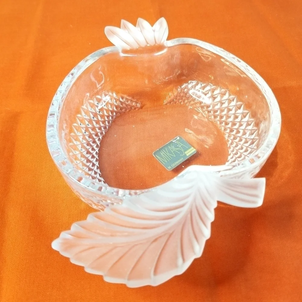Vintage Mikasa Glass Crystal Textured Frosted Apple  Candy Dish Bowl, Germany